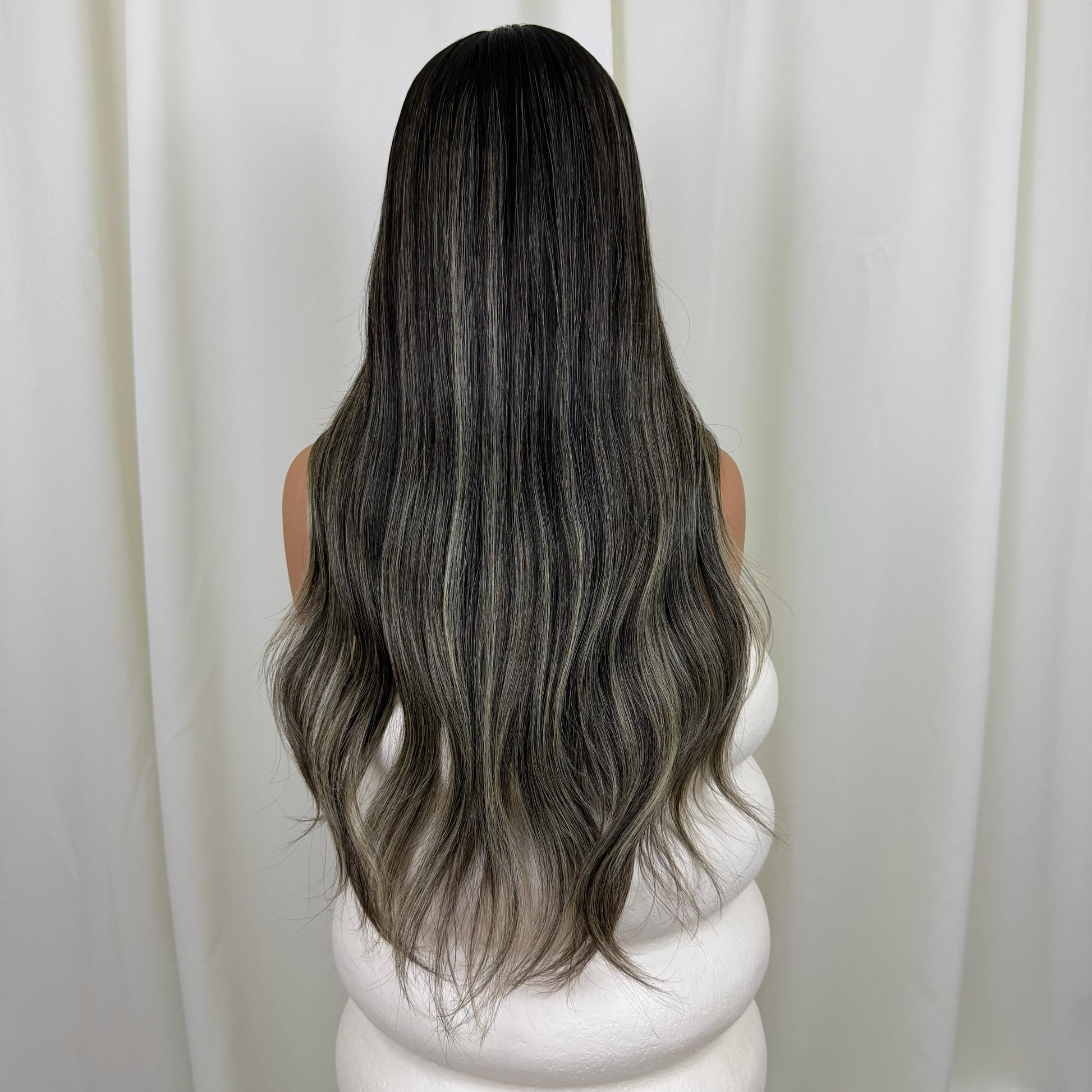 Long, wavy hair